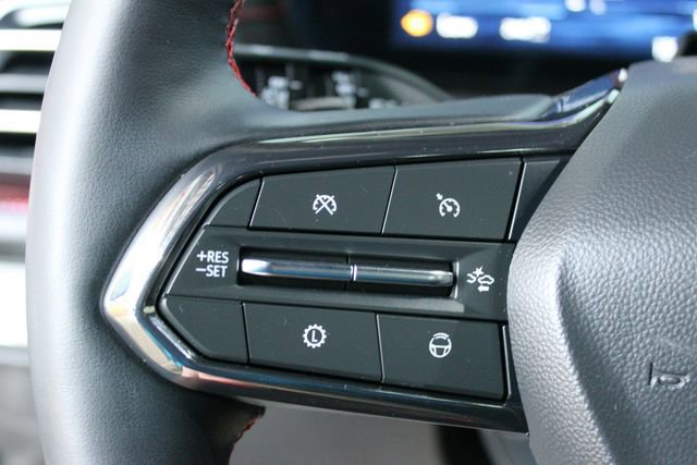 Certified 2025 Chevrolet Traverse RS w/ LPO, Floor Liner Package image 19