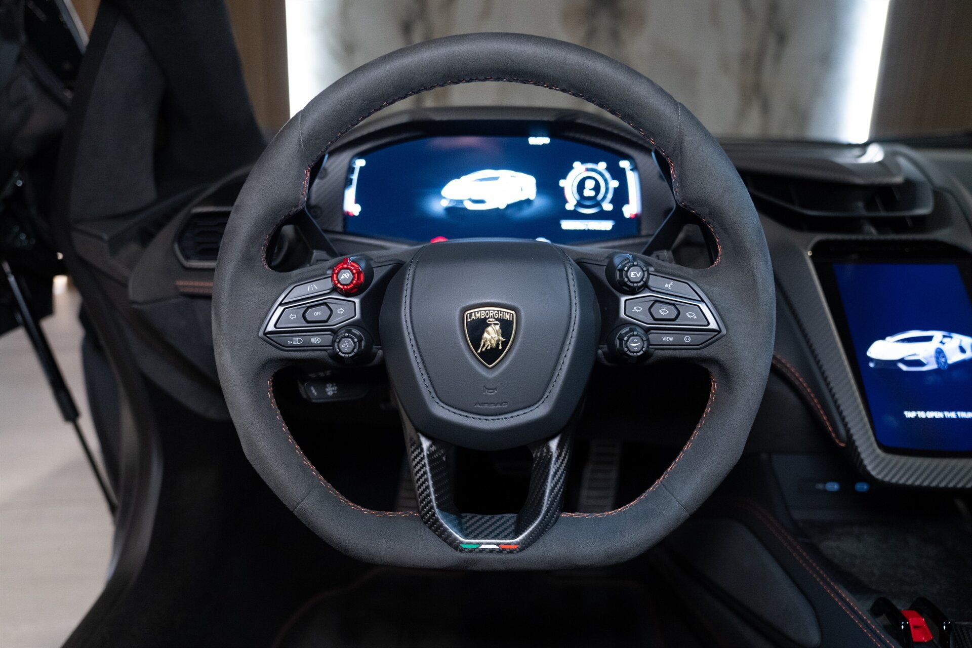 Used 2024 Lamborghini Revuelto AWD/4WD image 40