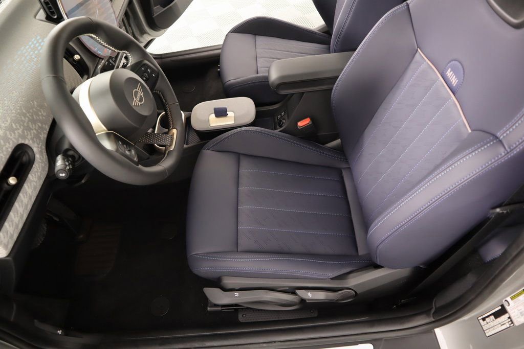 New 2025 MINI Cooper S image 13