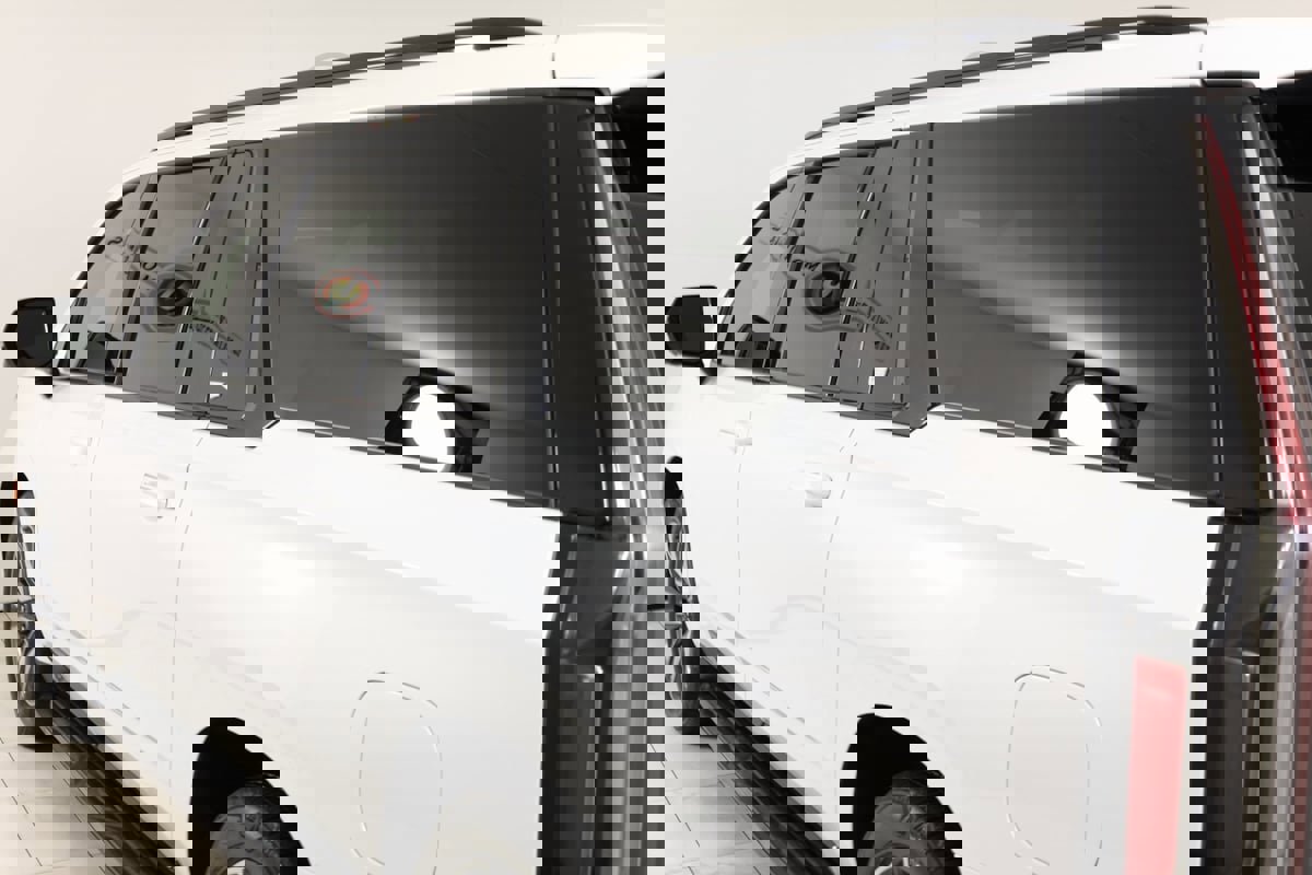 Used 2022 Cadillac Escalade ESV Sport Platinum w/ Heavy-Duty Trailer Package image 51