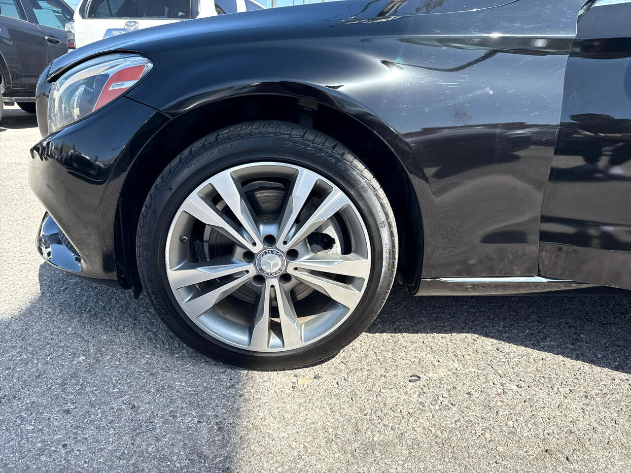 Used 2015 Mercedes-Benz C 300 4MATIC Sedan image 24