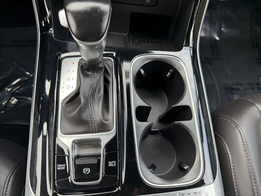 Used 2023 Kia Carnival SX FWD image 22