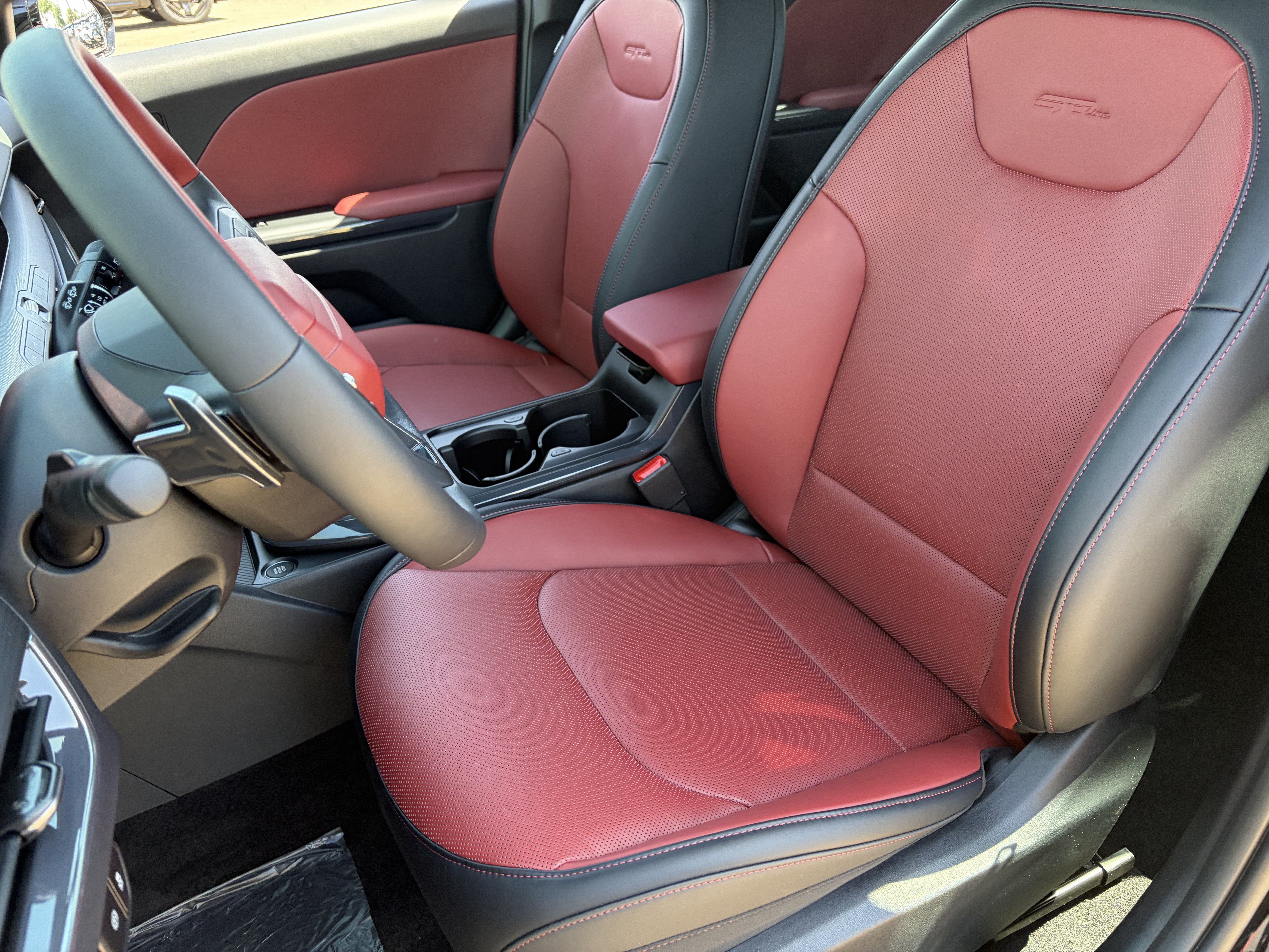 New 2026 Kia K4 GT-Line Turbo w/ GT-Line Premium Package FWD image 18
