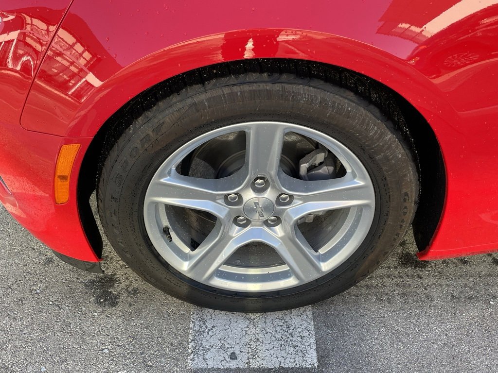 Used 2024 Chevrolet Camaro LT image 32