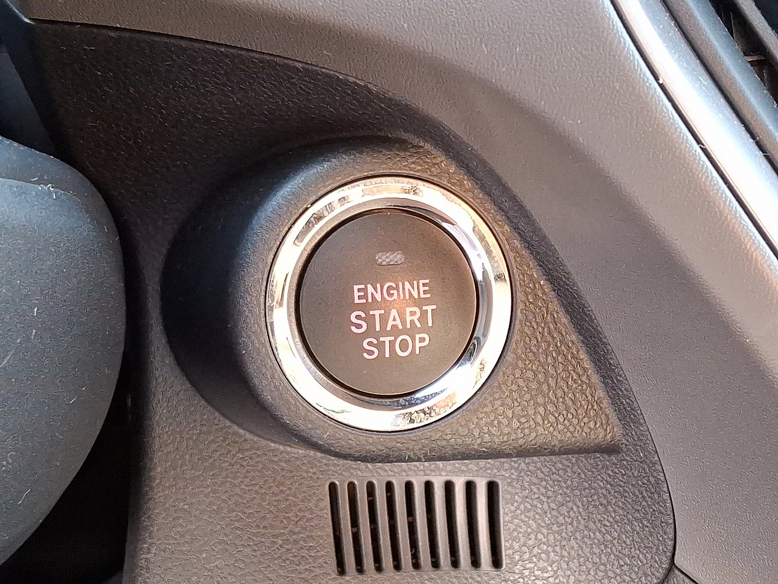 Certified 2024 Subaru Crosstrek 2.0i Premium image 24
