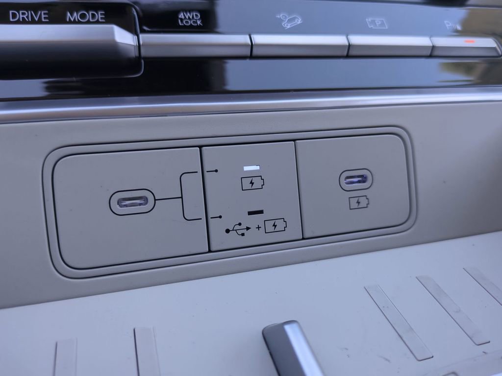 New 2026 Hyundai Santa Fe SE image 25