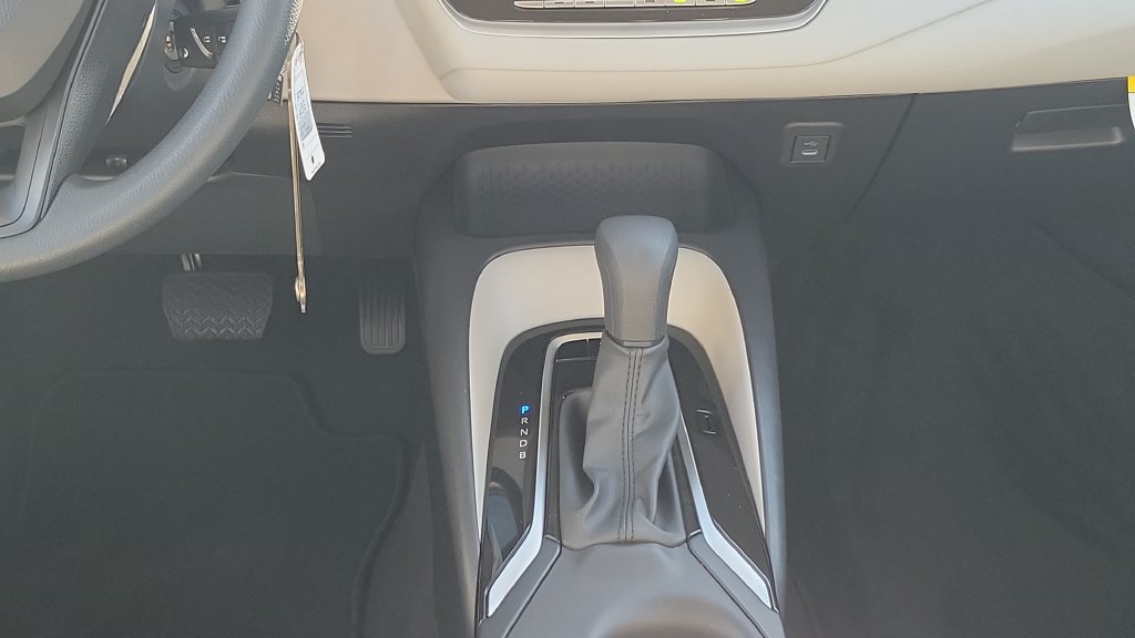 New 2027 Toyota Corolla LE FWD image 14