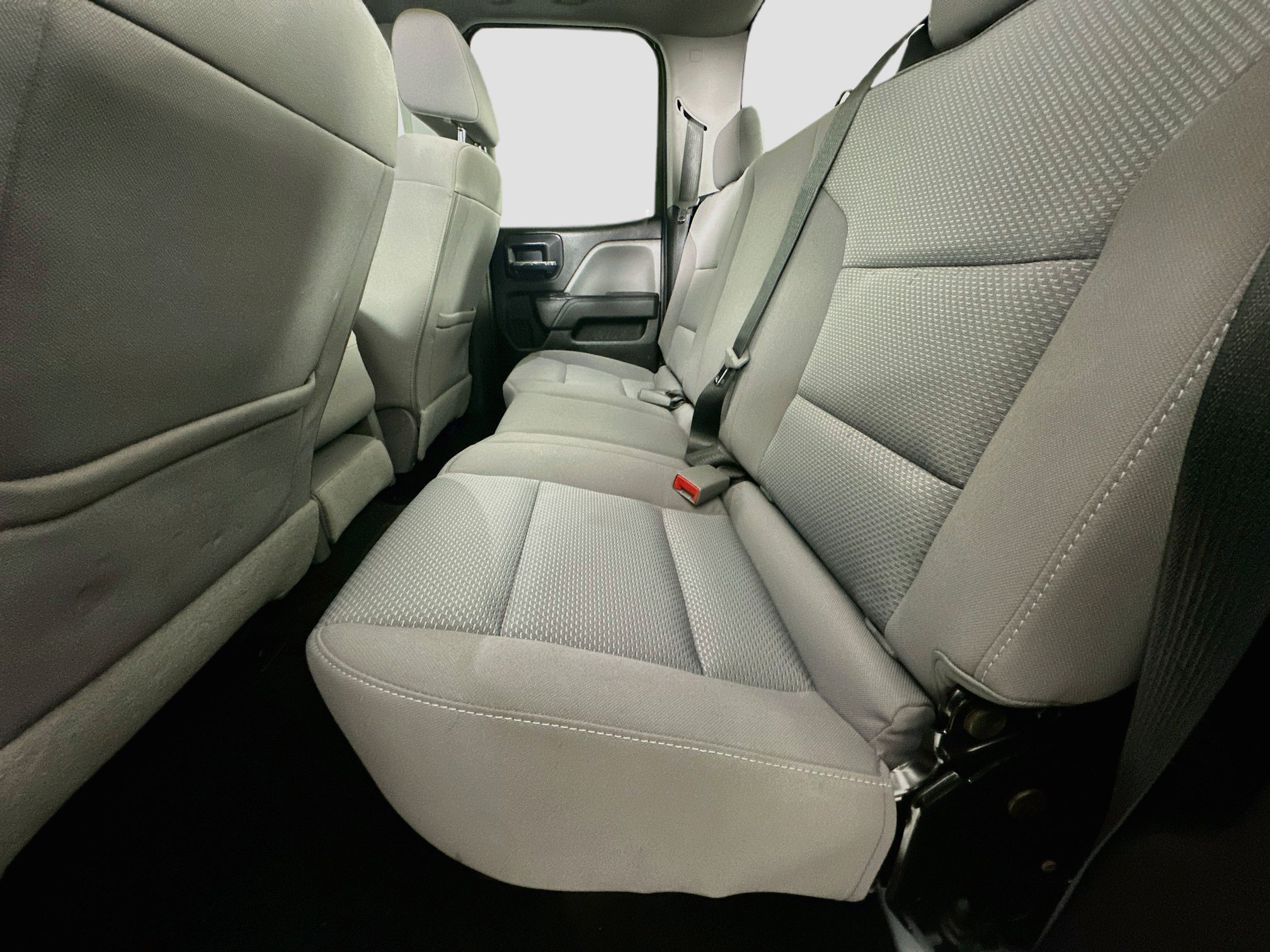 Used 2018 Chevrolet Silverado 1500 Custom w/ Custom Value Package RWD image 25