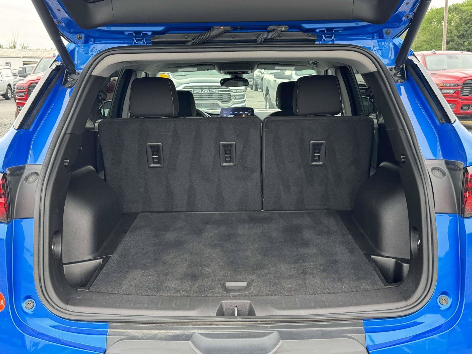 Used 2024 Chevrolet Blazer LT w/ Convenience Package FWD image 21