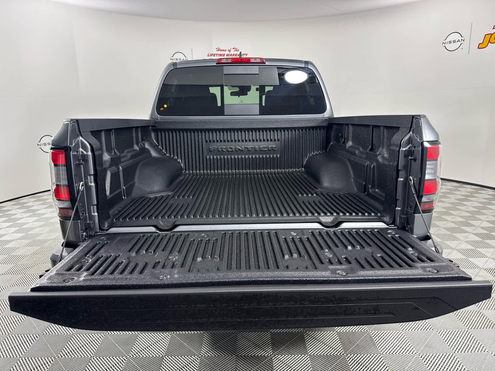 New 2026 Nissan Frontier Pro-X w/ Tow Package image 5