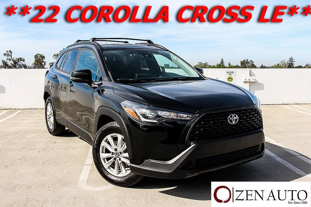 Used 2022 Toyota Corolla Cross LE w/ Black Badges Package (TMS)
