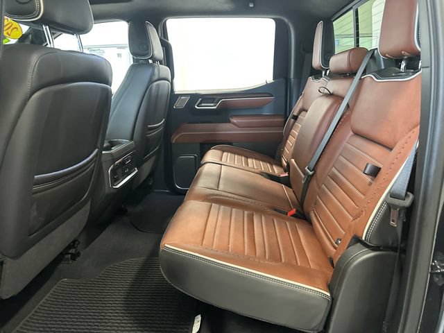 Used 2025 GMC Sierra 1500 Denali Ultimate AWD/4WD image 32