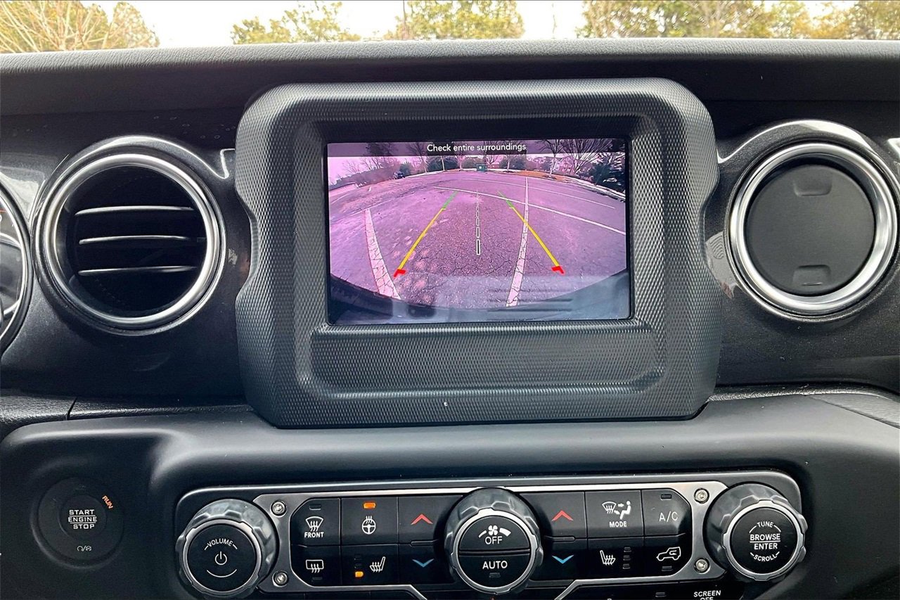 Certified 2021 Jeep Wrangler Unlimited Sahara image 13