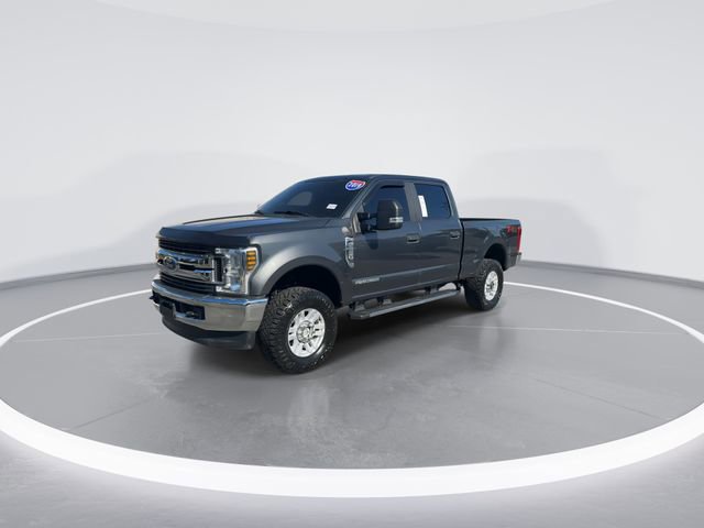 Used 2019 Ford F250 XL w/ STX Appearance Package image 3