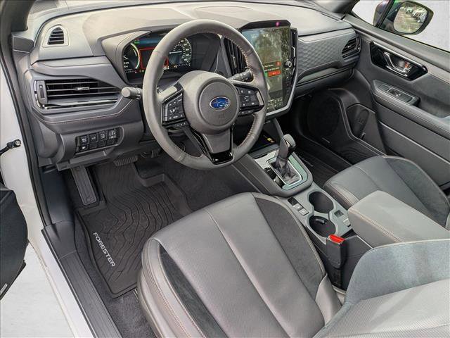 Used 2025 Subaru Forester Touring w/ Touring Package image 10