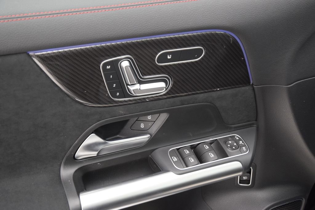 New 2026 Mercedes-Benz GLA 35 AMG 4MATIC image 22