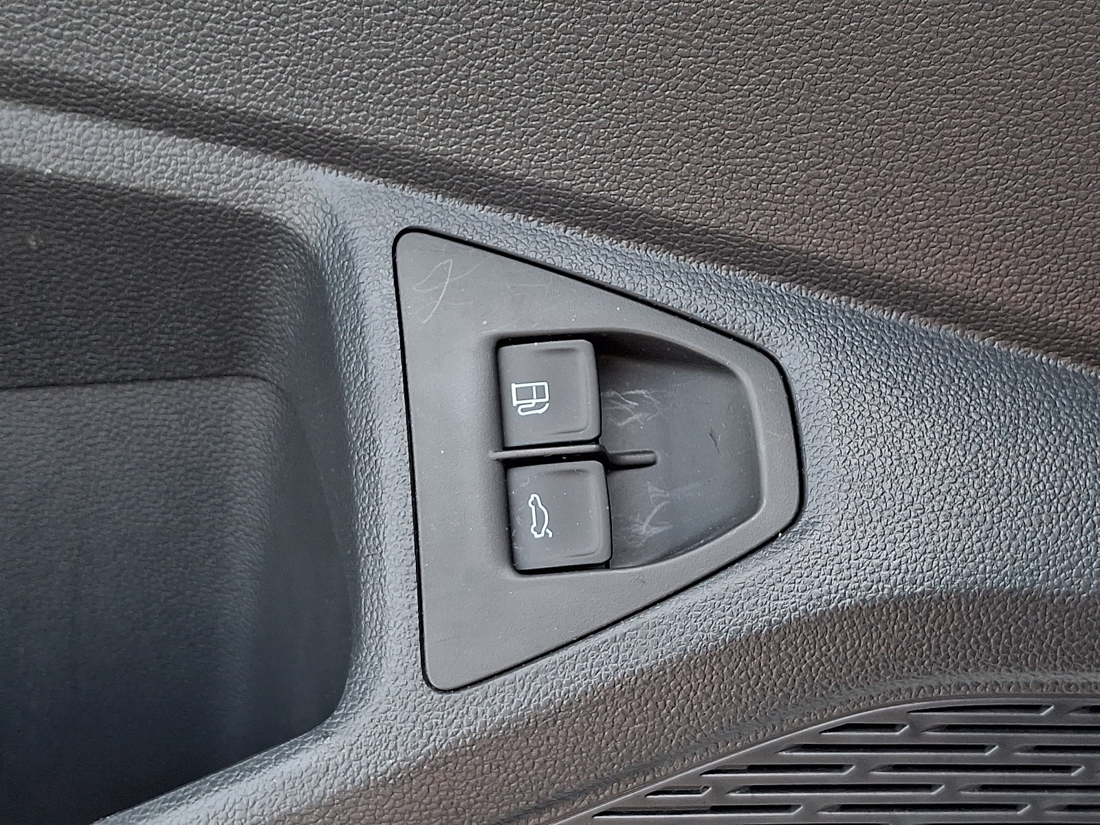 Certified 2024 Volkswagen Jetta S FWD image 25