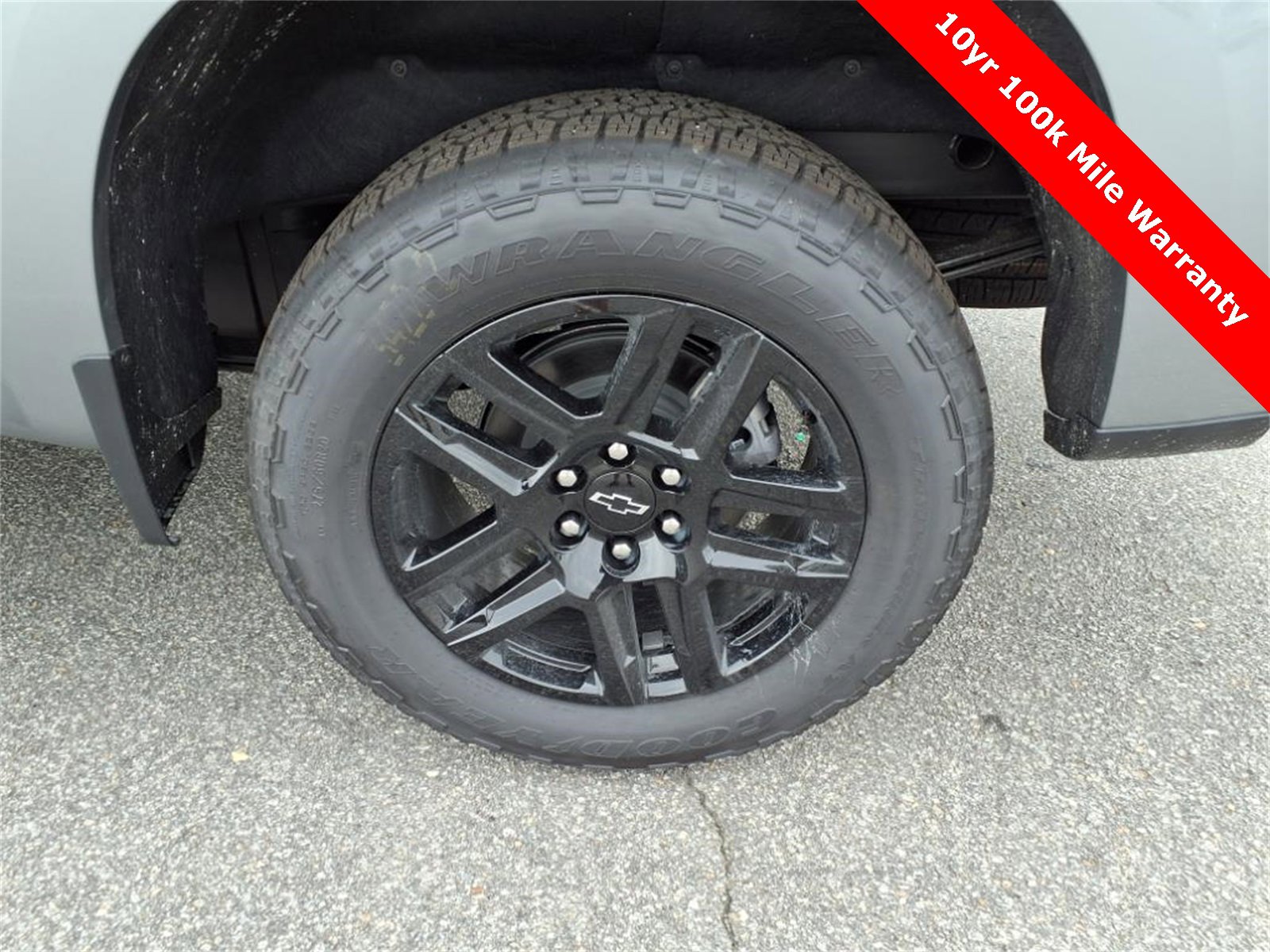 New 2025 Chevrolet Silverado 1500 Custom w/ Turbomax Blackout Package image 15