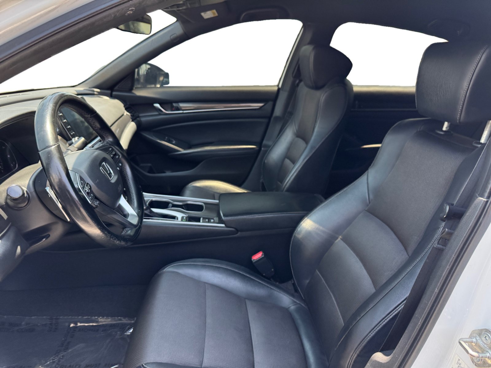 Used 2018 Honda Accord Sport image 9