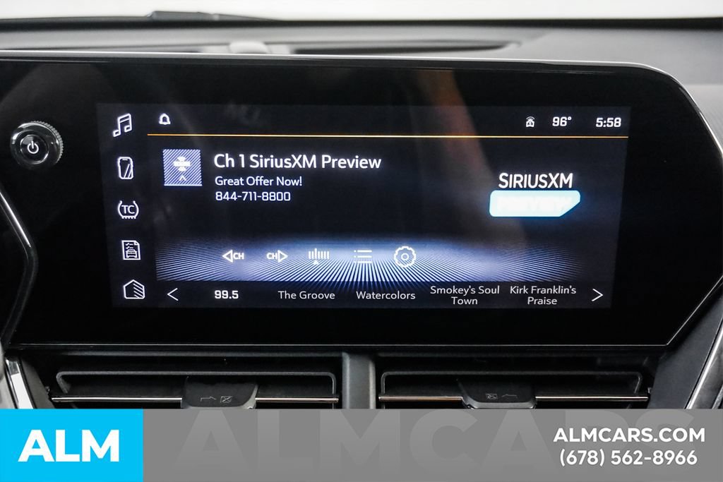 Used 2025 Chevrolet Trax LT FWD image 36