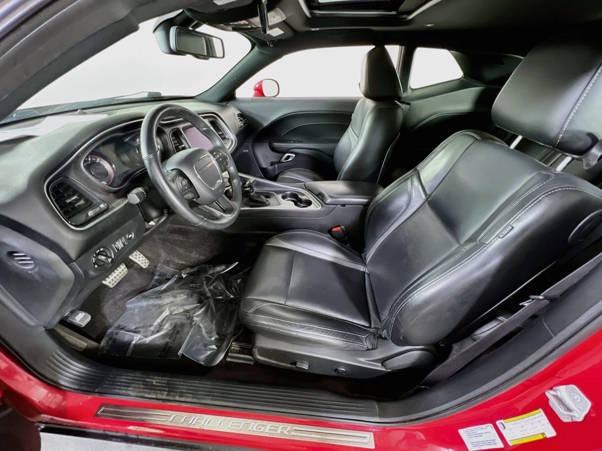 Used 2018 Dodge Challenger SXT Plus image 21