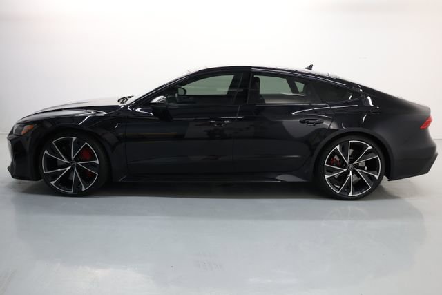 Used 2021 Audi RS 7 Sportback w/ Carbon Optic Package image 62