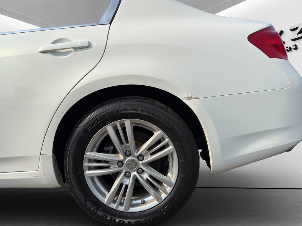 Used 2011 INFINITI G25 x w/ Moonroof Pkg AWD/4WD image 25