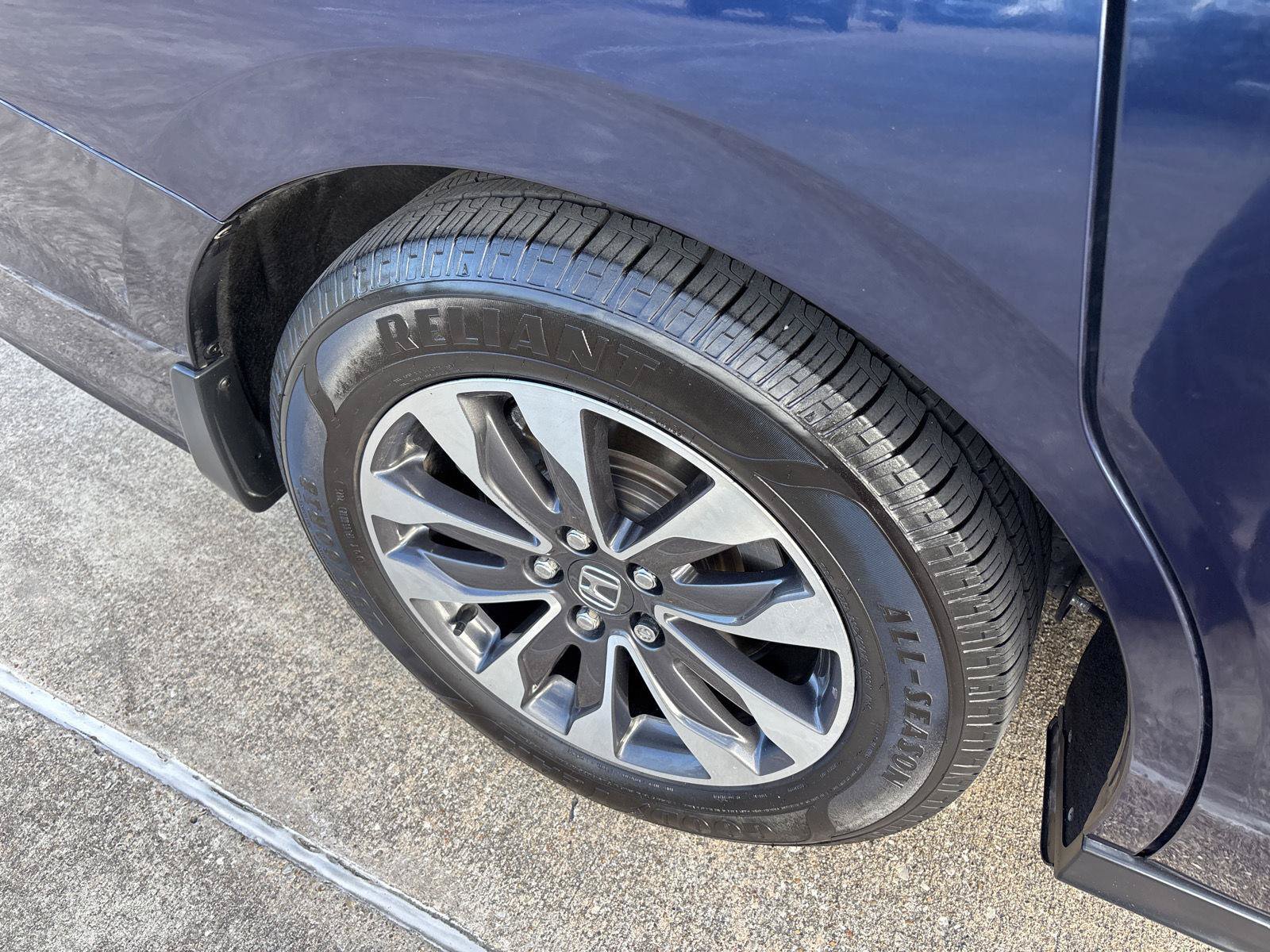 Used 2022 Honda Odyssey EX-L image 11