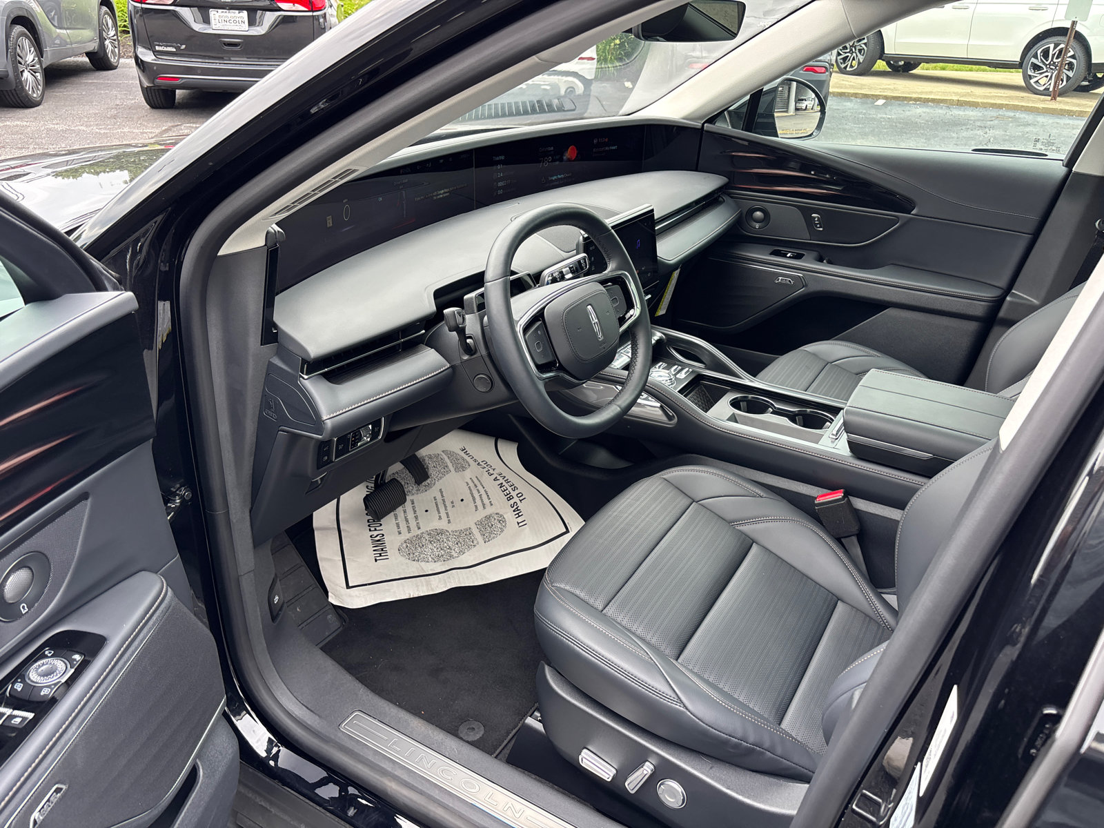 New 2026 Lincoln Nautilus Reserve AWD/4WD image 25