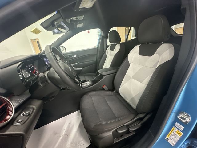 Certified 2025 Chevrolet Trax RS w/ Driver Confidence Package image 20