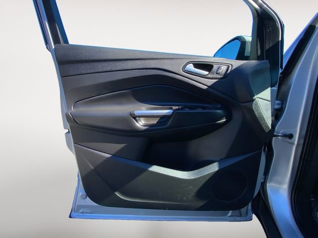 Used 2019 Ford Escape SEL image 16