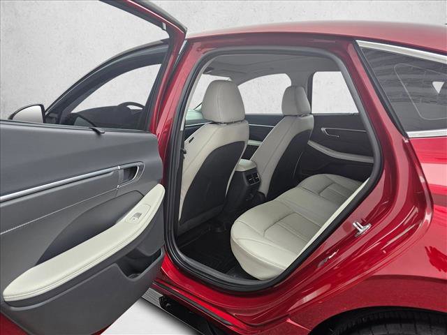 Used 2023 Hyundai Sonata Limited image 14