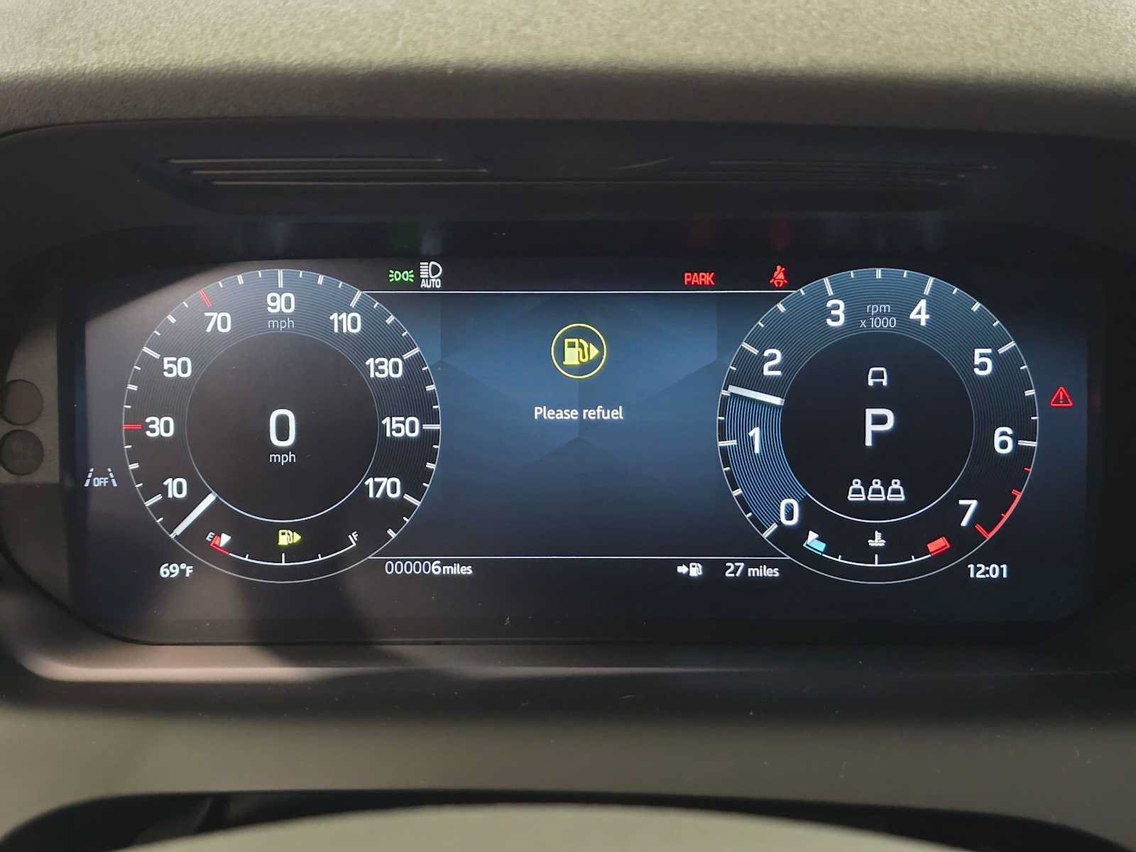 New 2026 Land Rover Discovery Sport Landmark AWD/4WD image 25