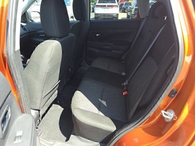 Used 2023 Mitsubishi Outlander Sport LE AWD/4WD image 9