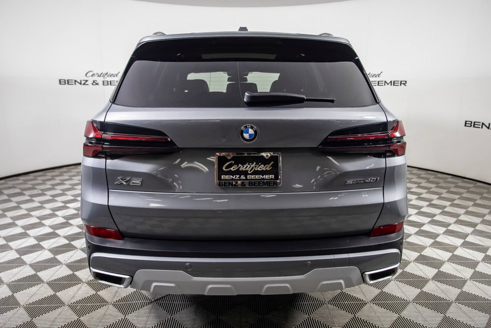 Used 2026 BMW X5 sDrive40i RWD image 7