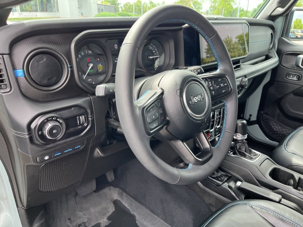 Used 2024 Jeep Wrangler Unlimited Rubicon 4xe AWD/4WD image 58