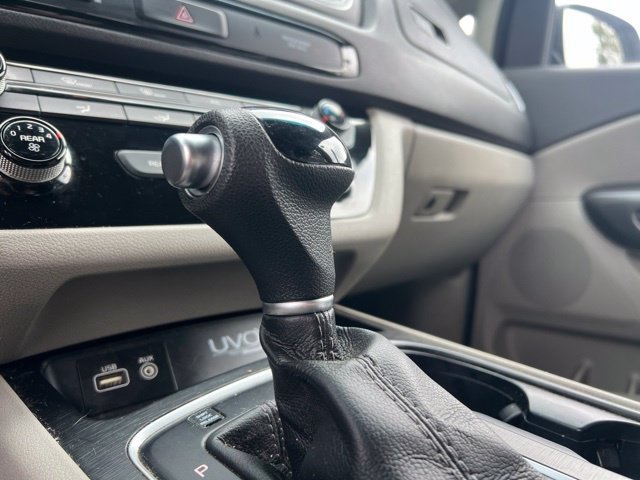 Used 2015 Kia Sedona LX FWD image 20