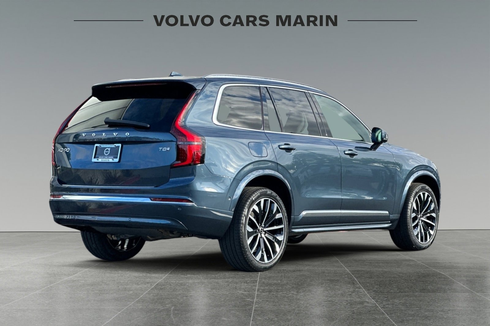 New 2026 Volvo XC90 T8 Ultra image 2