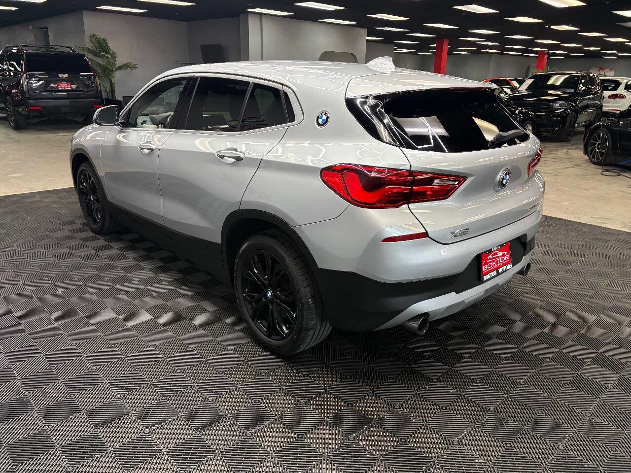 Used 2018 BMW X2 sDrive28i w/ Convenience Package image 8