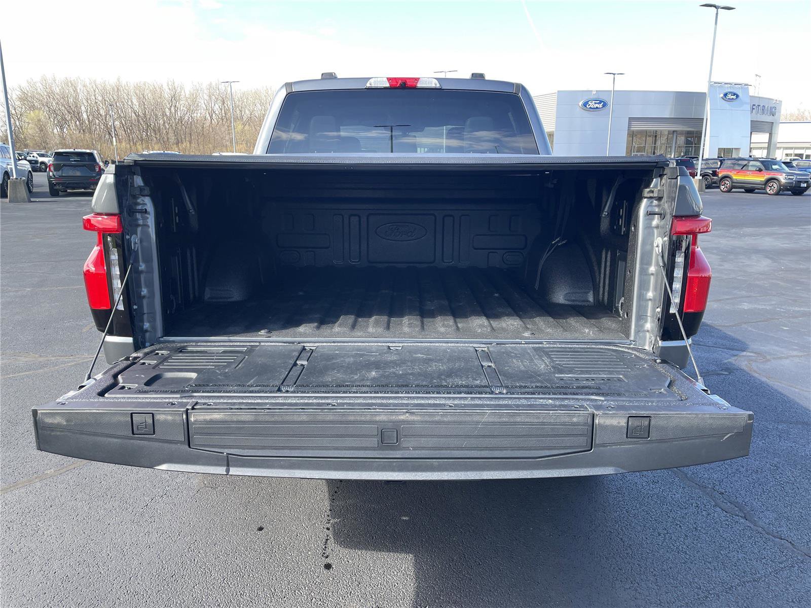 Used 2025 Ford F150 Lightning Flash AWD/4WD image 5