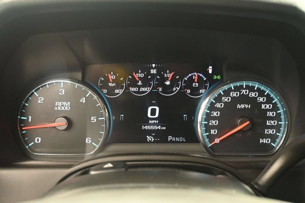 Used 2017 GMC Yukon SLT AWD/4WD image 10