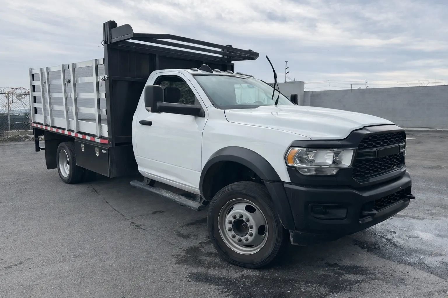 Used 2022 RAM 5500 Tradesman image 4