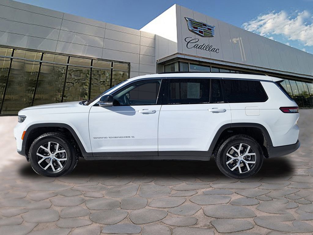 Used 2025 Jeep Grand Cherokee L Limited image 3