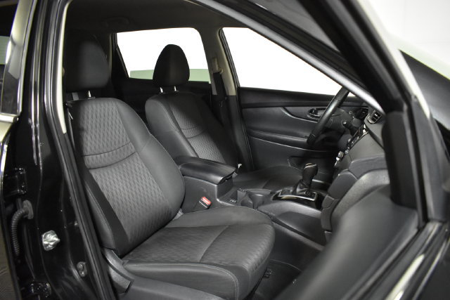 Used 2020 Nissan Rogue S w/ Special Edition Package AWD/4WD image 32