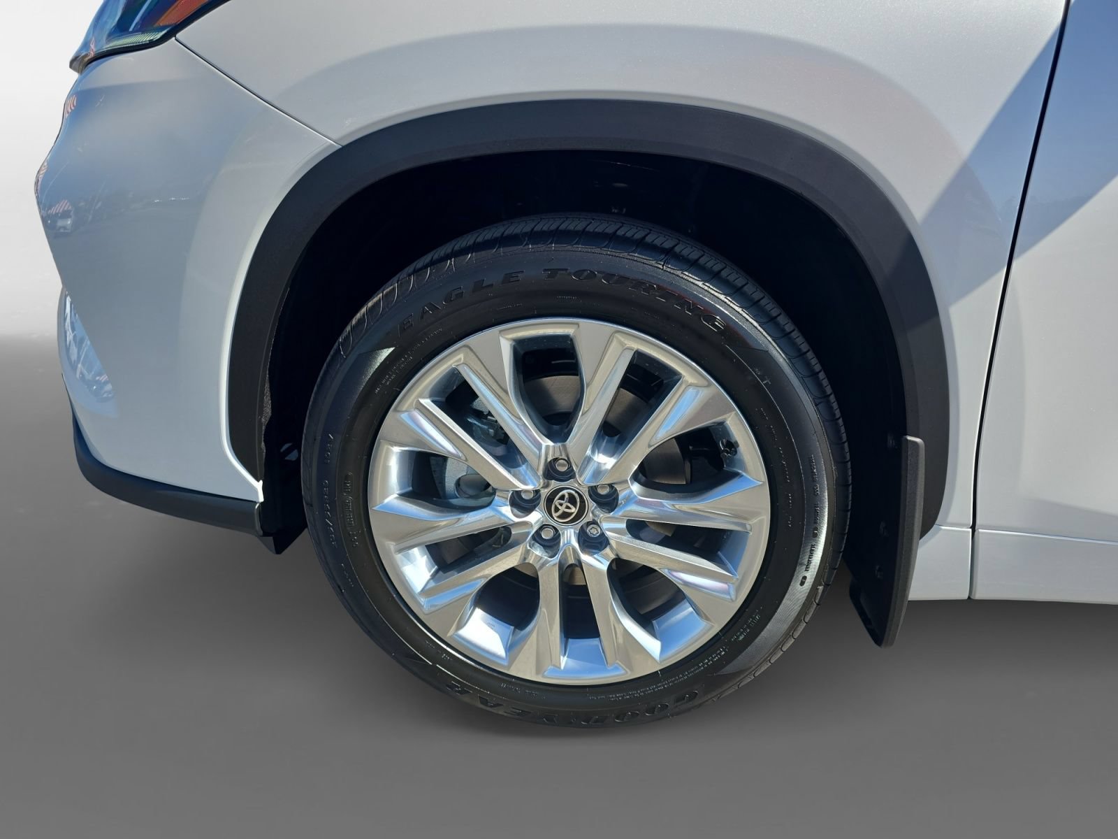 New 2026 Toyota Highlander Limited AWD/4WD image 14