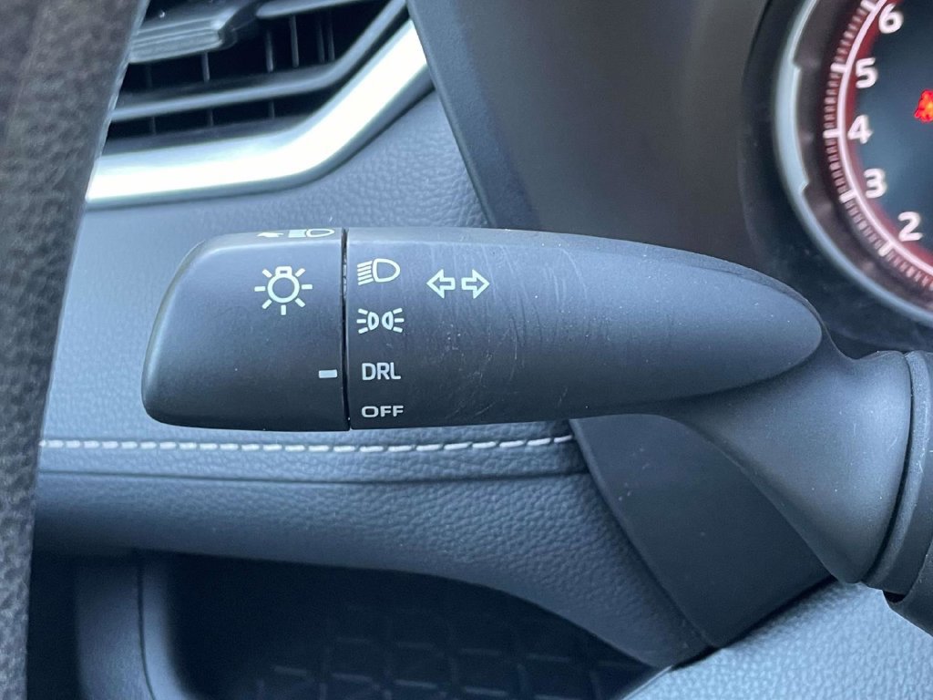 Used 2025 Toyota RAV4 LE FWD image 31