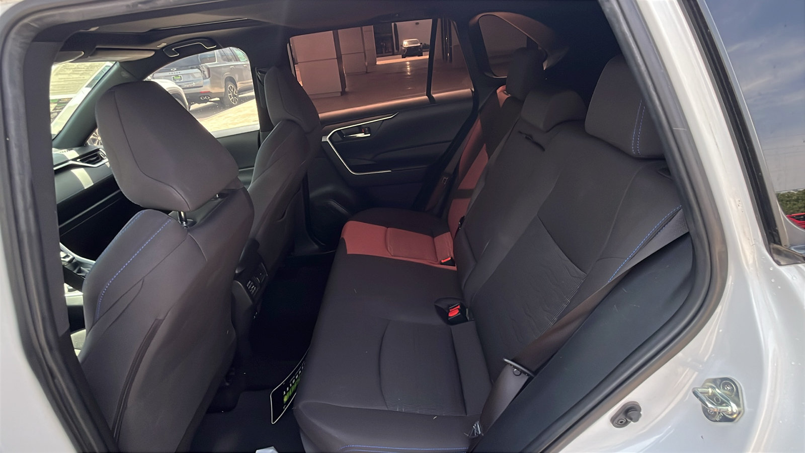 Used 2023 Toyota RAV4 SE w/ Convenience Package AWD/4WD image 24