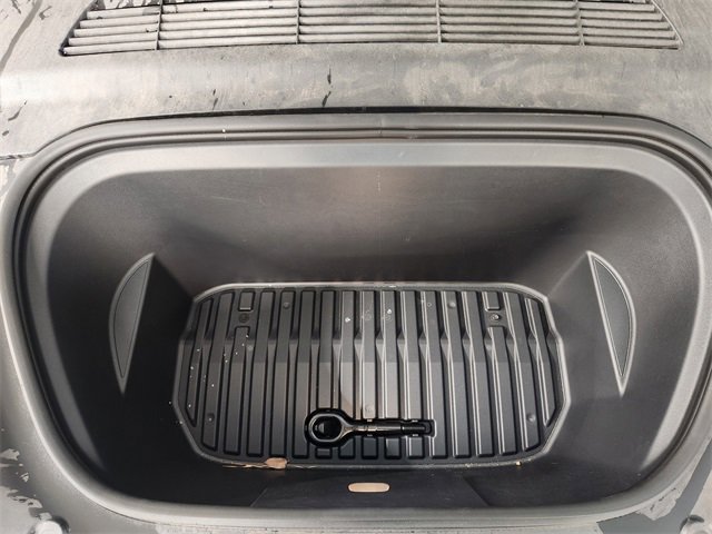 Used 2022 Tesla Model Y Performance image 30