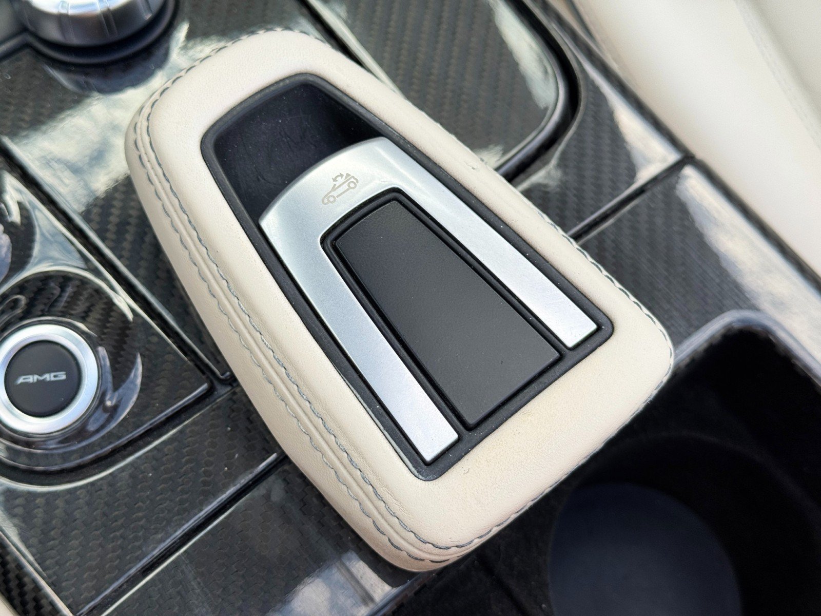 Used 2012 Mercedes-Benz SLS AMG Roadster image 33