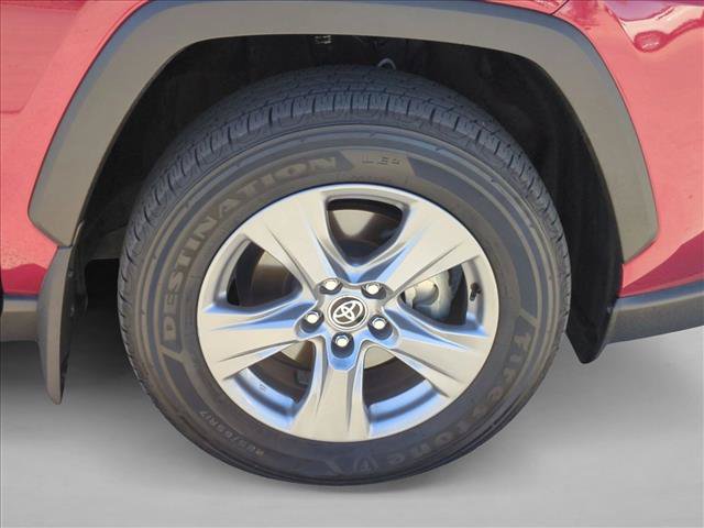 Certified 2025 Toyota RAV4 LE AWD/4WD image 22